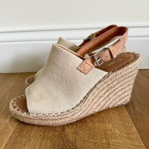 TOMS Monica Natural Canvas Wedge Heel | Size 7